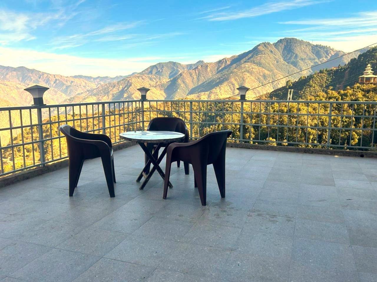 Living On The Edge A Luxury Stay Mussoorie Dış mekan fotoğraf