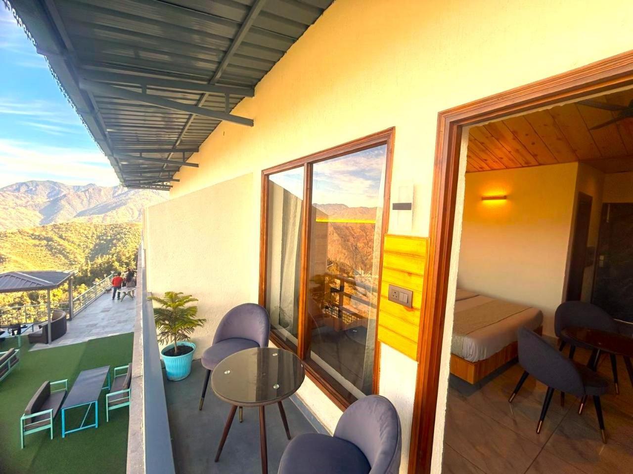 Living On The Edge A Luxury Stay Mussoorie Dış mekan fotoğraf