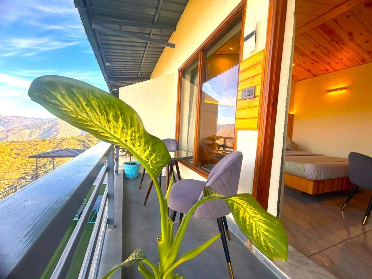 Living On The Edge A Luxury Stay Mussoorie Dış mekan fotoğraf